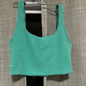 Le Lis crop tank